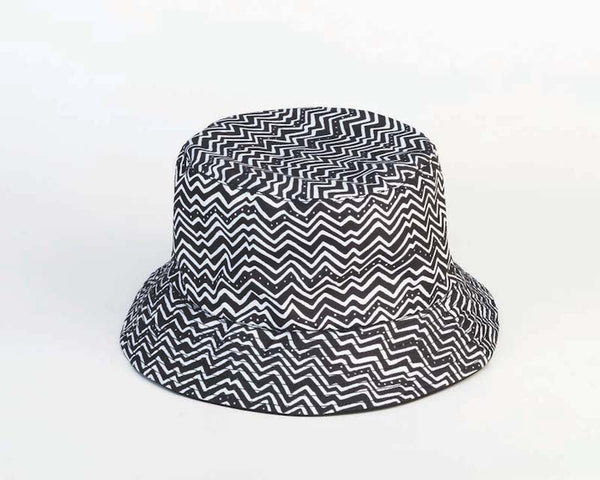Zig Zag Reversible Bucket Hat - Black/White - Laurel Burch Studios